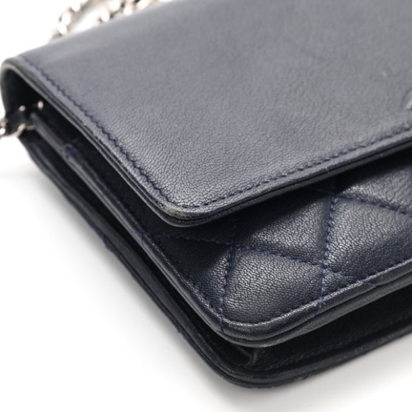 CHANEL Grained Calfskin Quilted CC Box Wallet On Chain WOC Navy - Picture 13 of 13